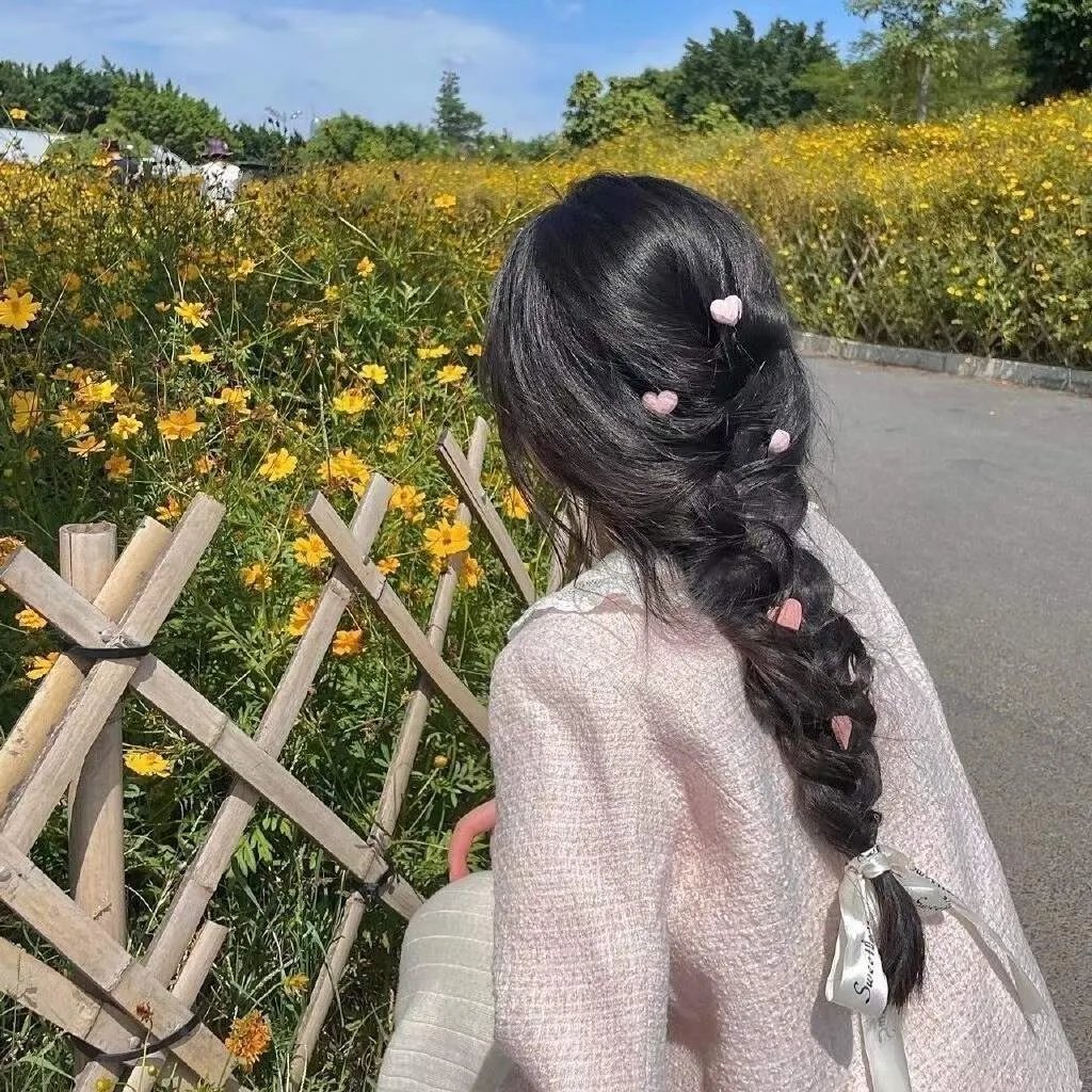 河畔旅馆